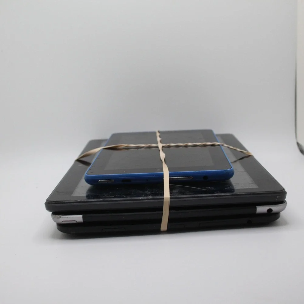 Lot of 4 Mixed Tablets‎ iPad Amazon Sky Devices Cracked Screens AS IS For Repair